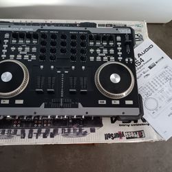 AMERICAN AUDIO VMS4 / MIDI CONTROLLER