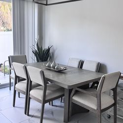 Dinning Room Table Sale from city furniture