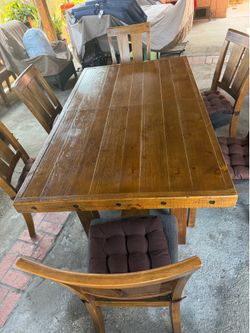 Dinning table