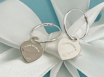 Earrings heart shaped