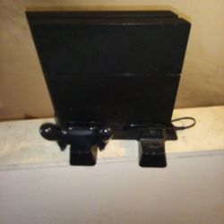 Play Station 4