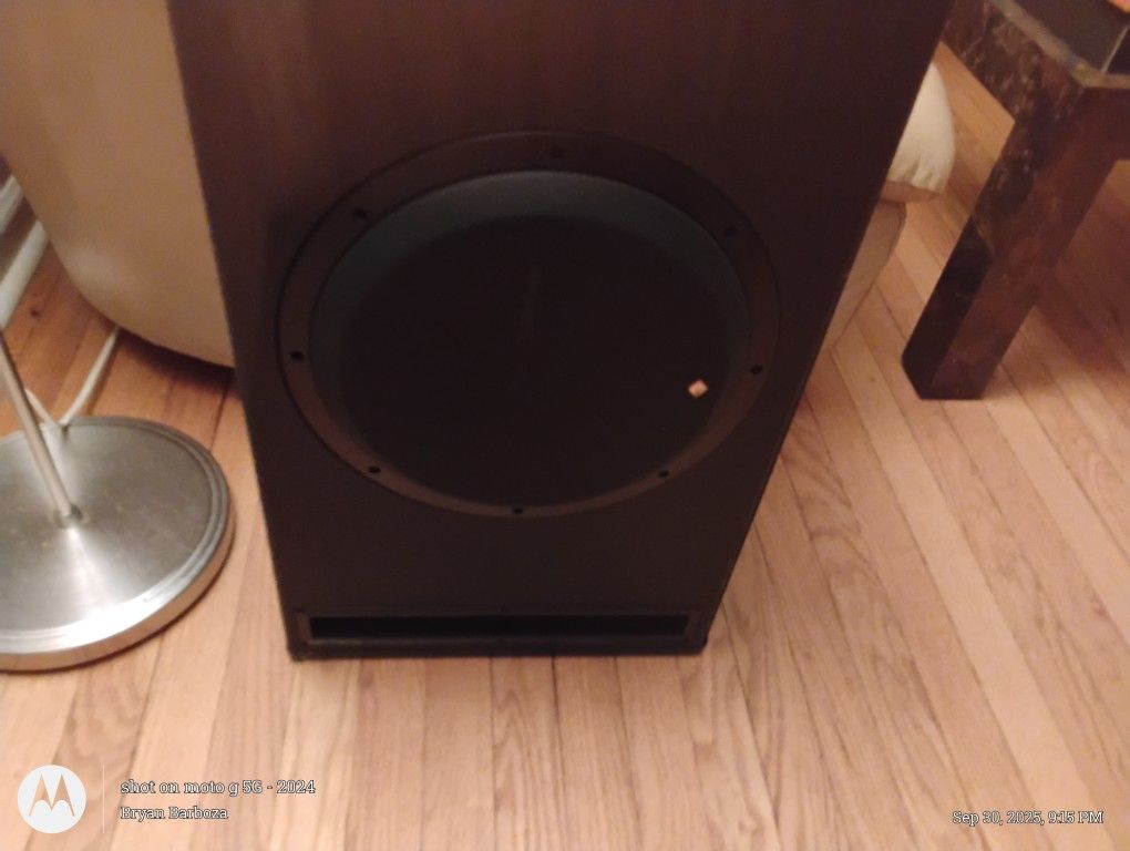 Rockford Fosgate 12 Sub Self Amplified 750w