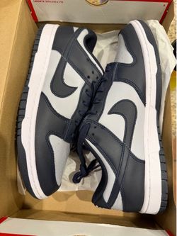 Nike dunk low Georgetown size 10.5