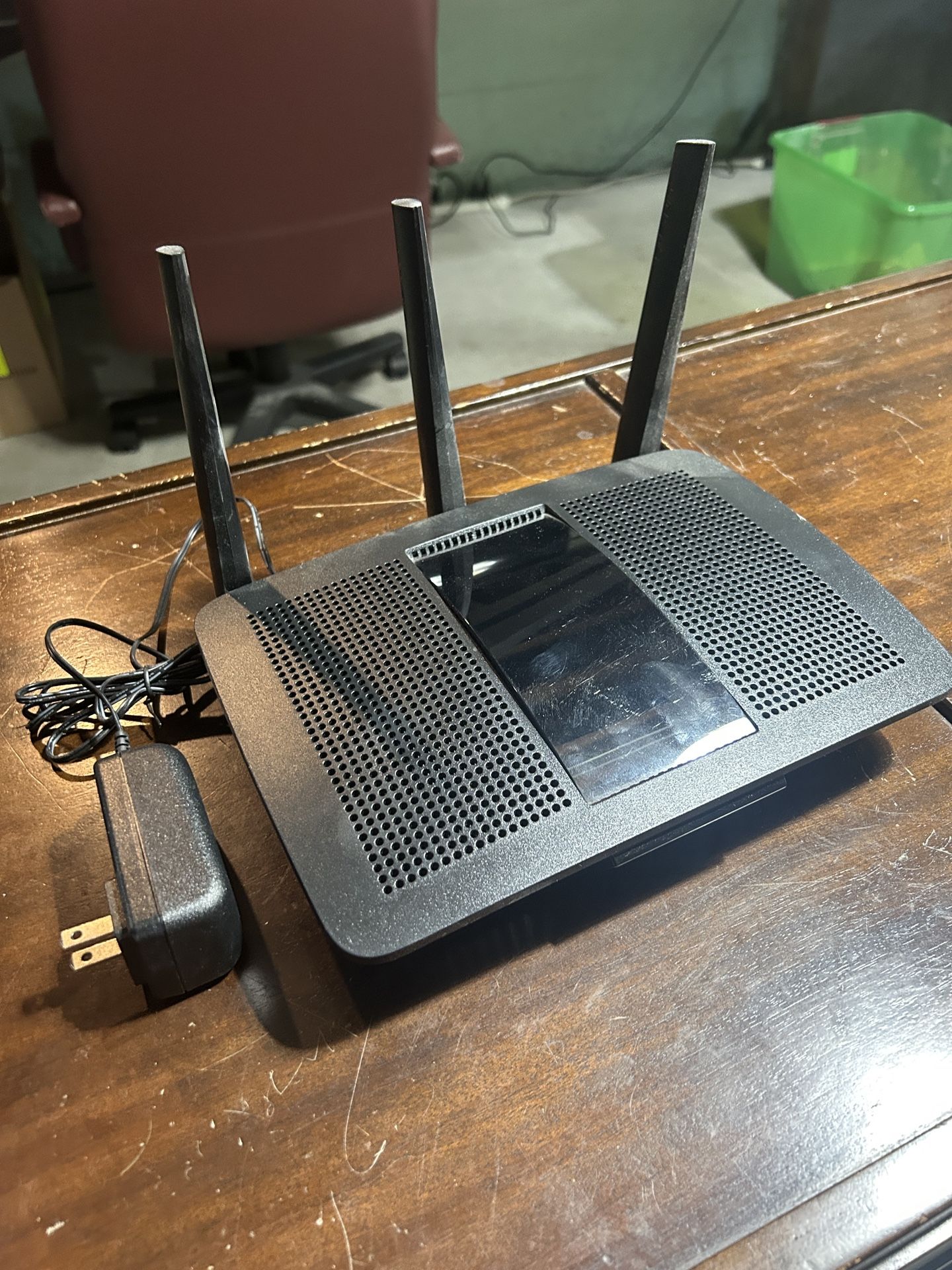 Linksys High Speed/ Dual Band Wi-Fi Router