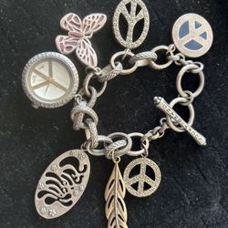 Lucky Brand Boho/Hippie Charm Bracelet timepiece bangle watch accessory logo y2k