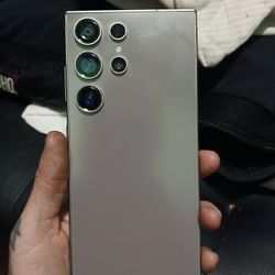 Samsung Galaxy S24 ULTRA