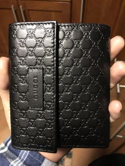 GUCCI GUCCISSIMA Bi-fold wallet