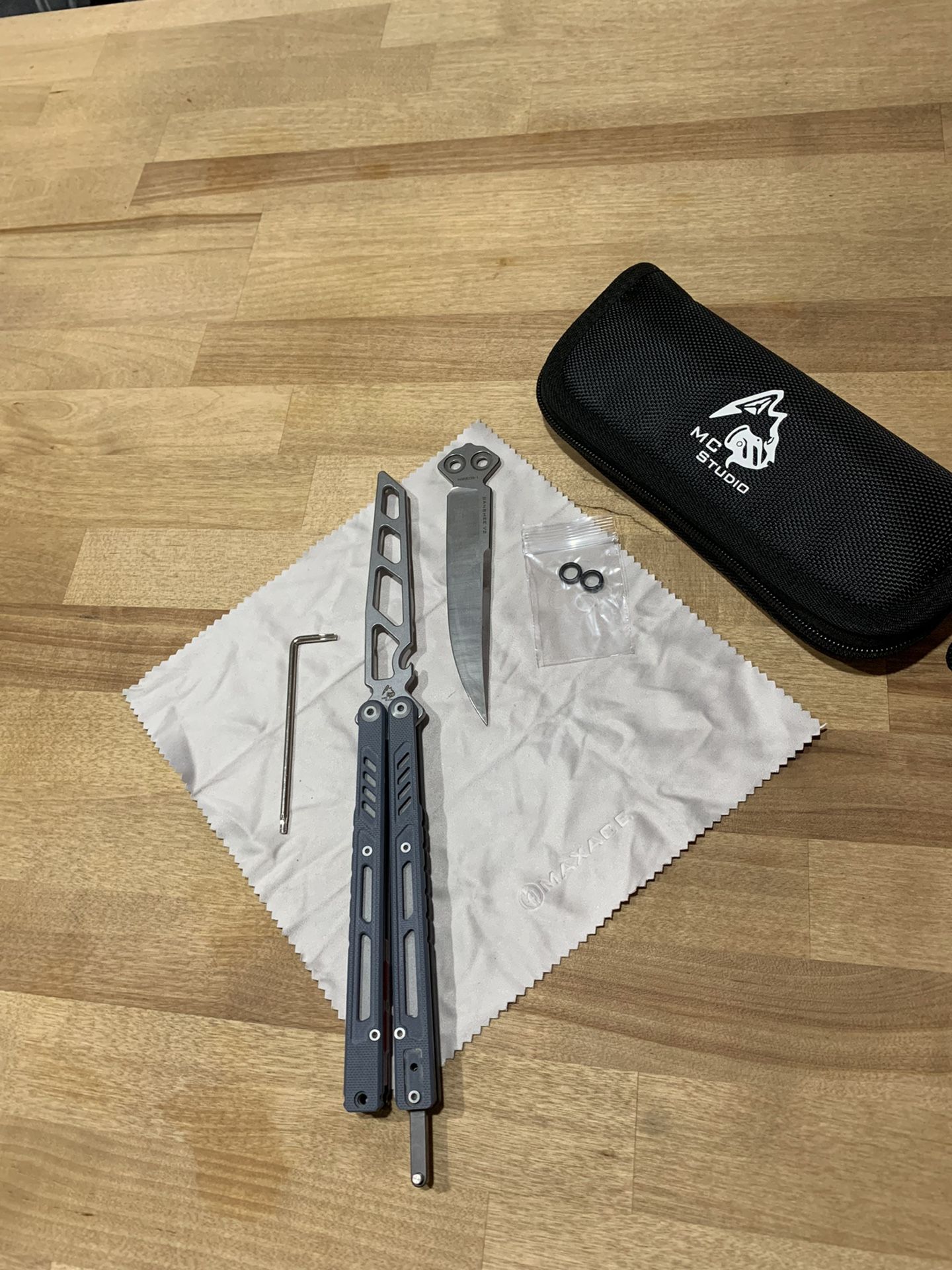 Maxace Banshee V2