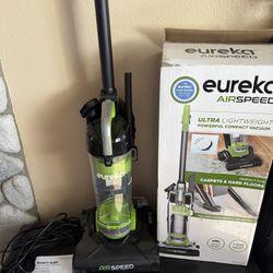 Eureka Powerful Bagless Upright Carpet and Floor Airspeed Ultra-Lightweight Vacuum Cleaner, w/Replacement Filter, Green 