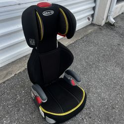 Graco Adjustable Height Double Cup Holder Kid’s Car Booster Seat! 