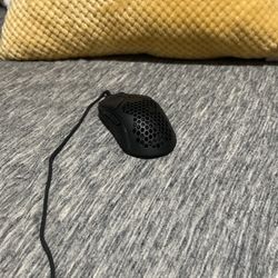 This Mouse Is Really Good For Gaming 