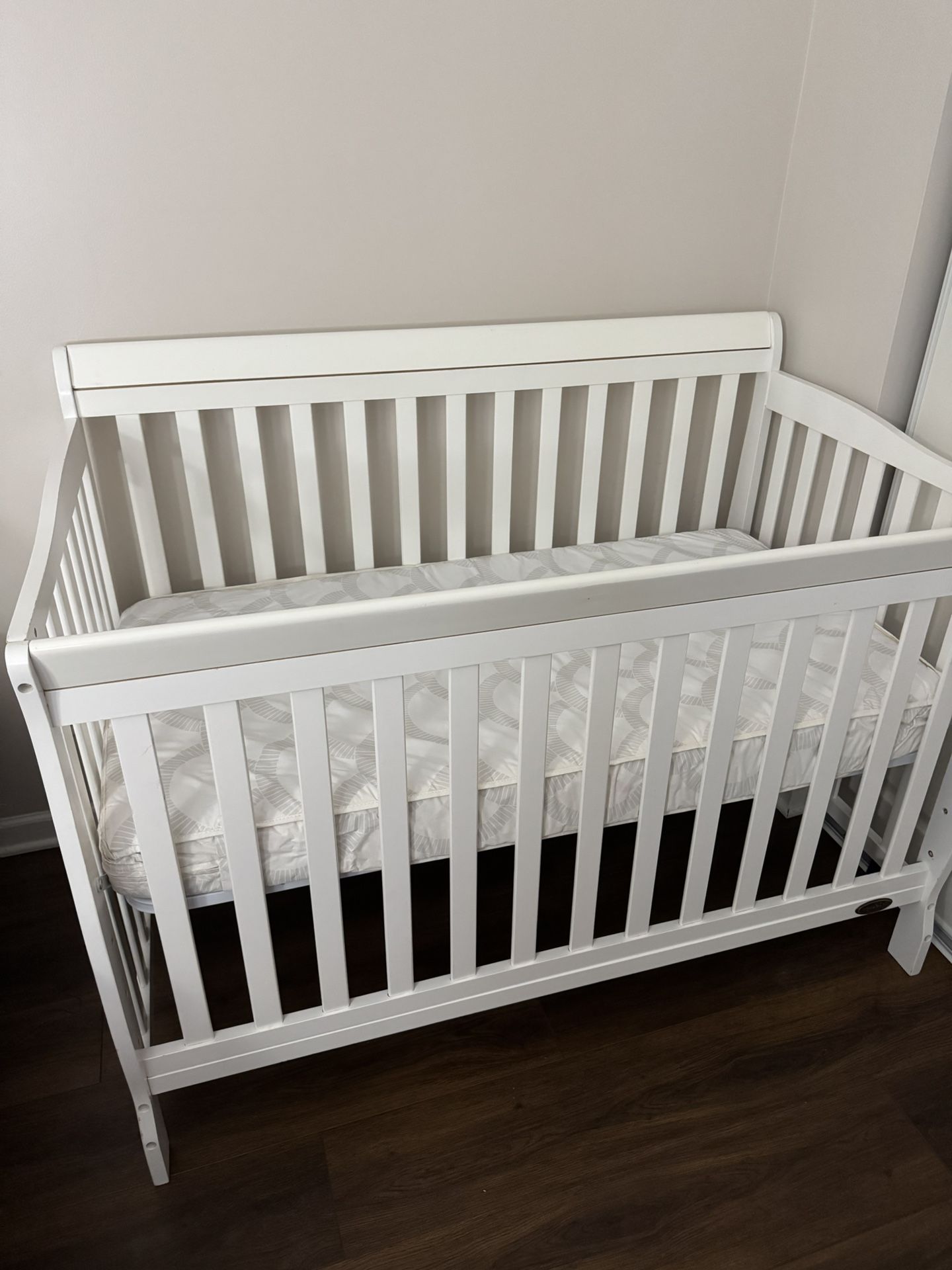 Crib For Baby With Mattress