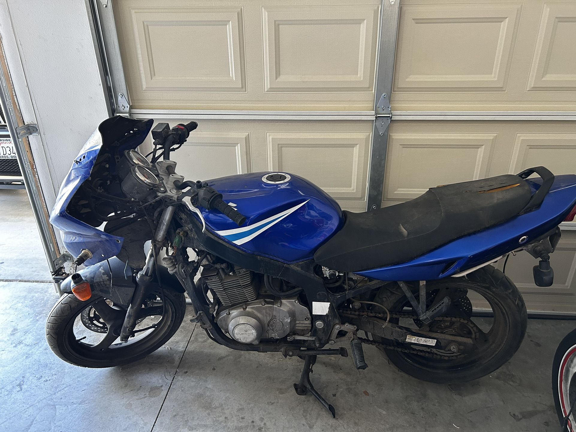 2005 Suzuki GS500f