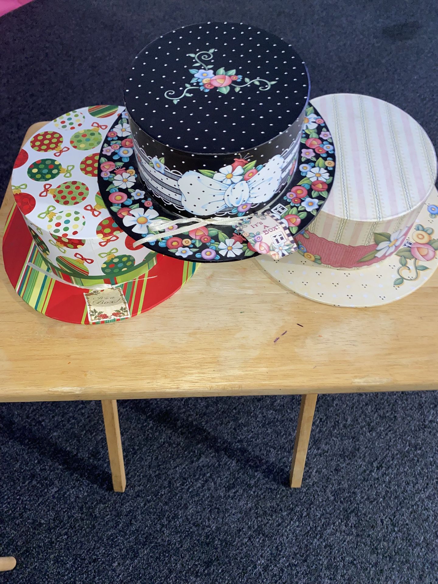 Vintage Hat Shaped Boxes