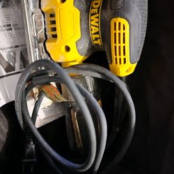 Dewalt Sander 