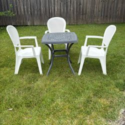Table & 3 Chairs 