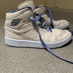 Nike Wmns Air Jordan 1 Mid SE Sanddrift Ivory Women AJ1 Casual Shoes DM9126-104 Size 7.5