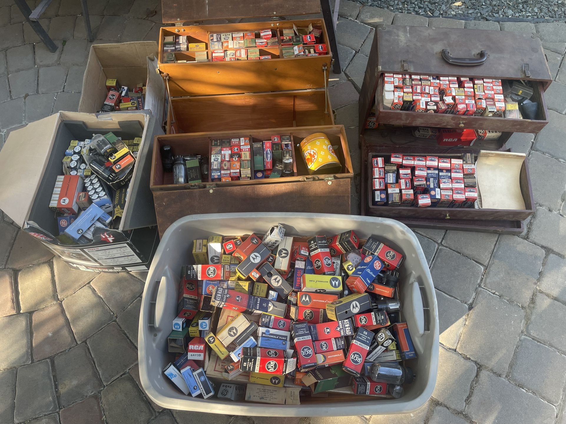 Vacuum Tube Lot