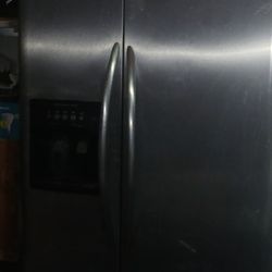 Refrigerator Side By Side 23 Cu