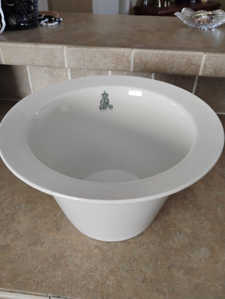 Rare Vintage Large Ceramic Bowl Pot Planter 
