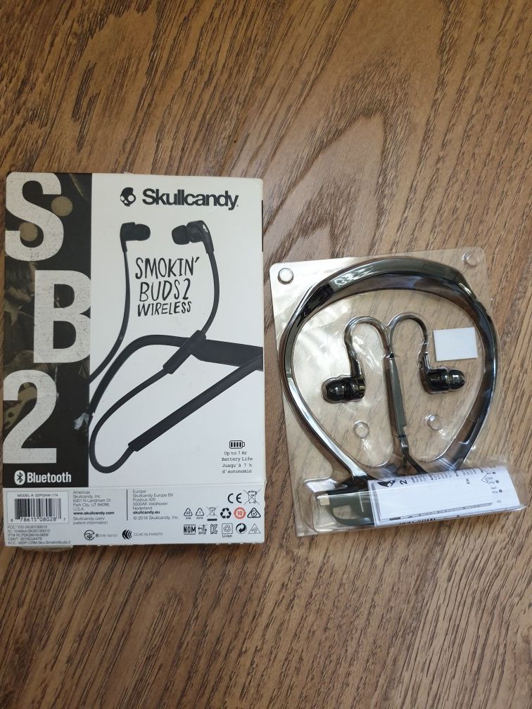 Skullcandy SMOKIN’ BUDS 2 Wireless Earbud Built-in Mic & Remote
