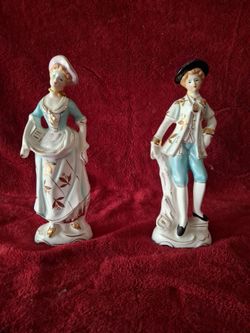 Porcelain Colonial Figurine Pair