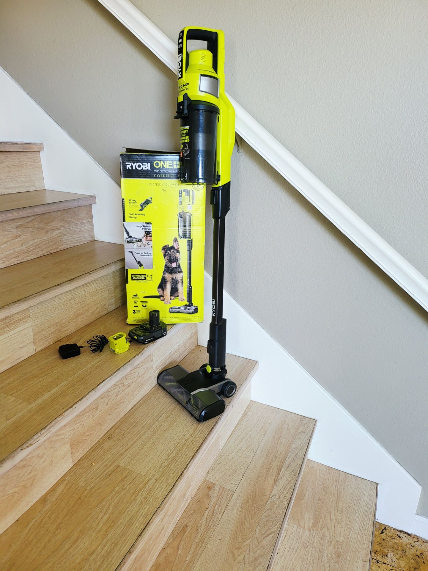 Ryobi ONE+ HP 18V Cordless Pet Stick Vacuum Cleaner Kit with 2.0 Ah Battery and Charger