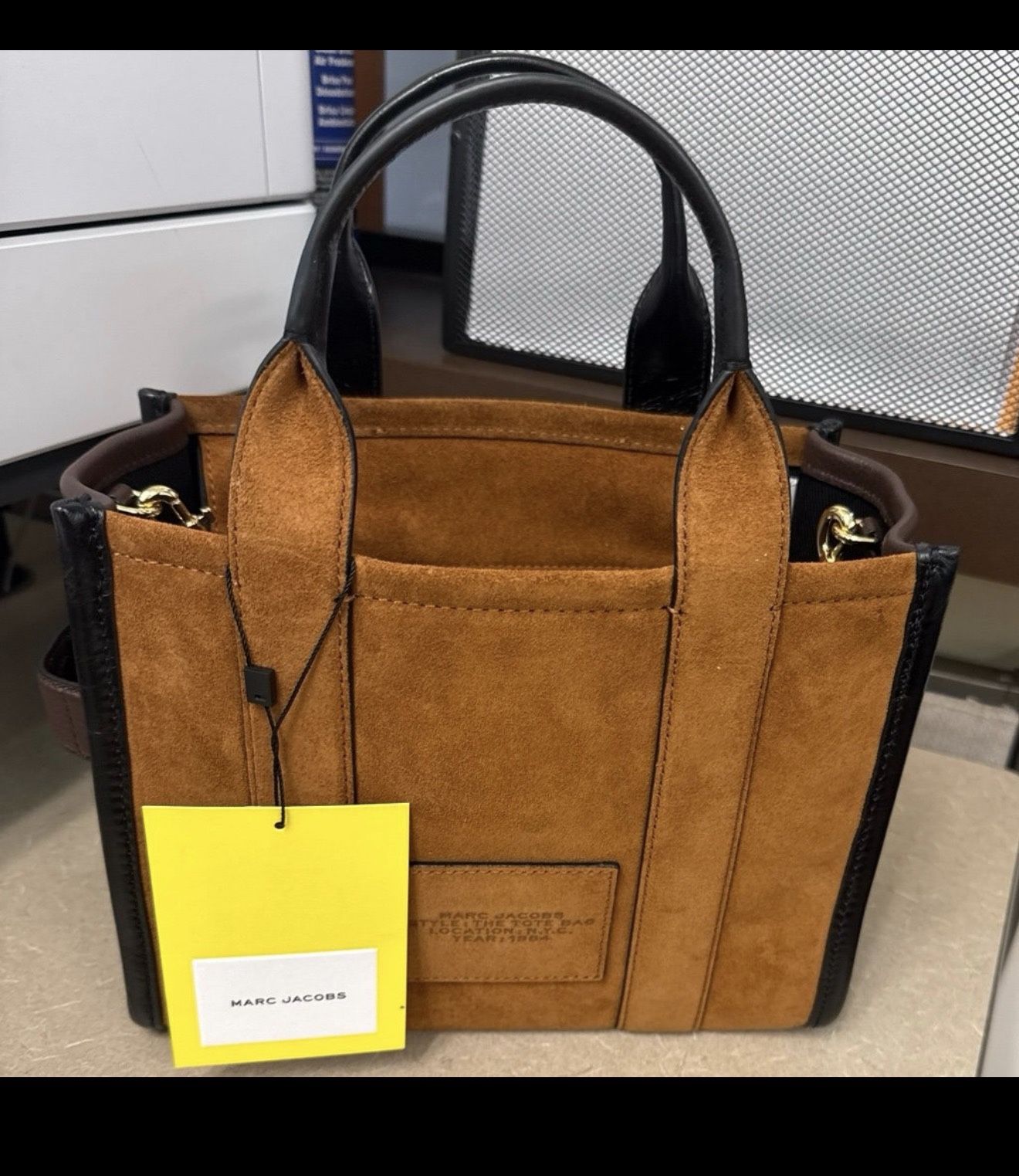 Marc Jacob Small Bag New Collection  Today Sale Only 