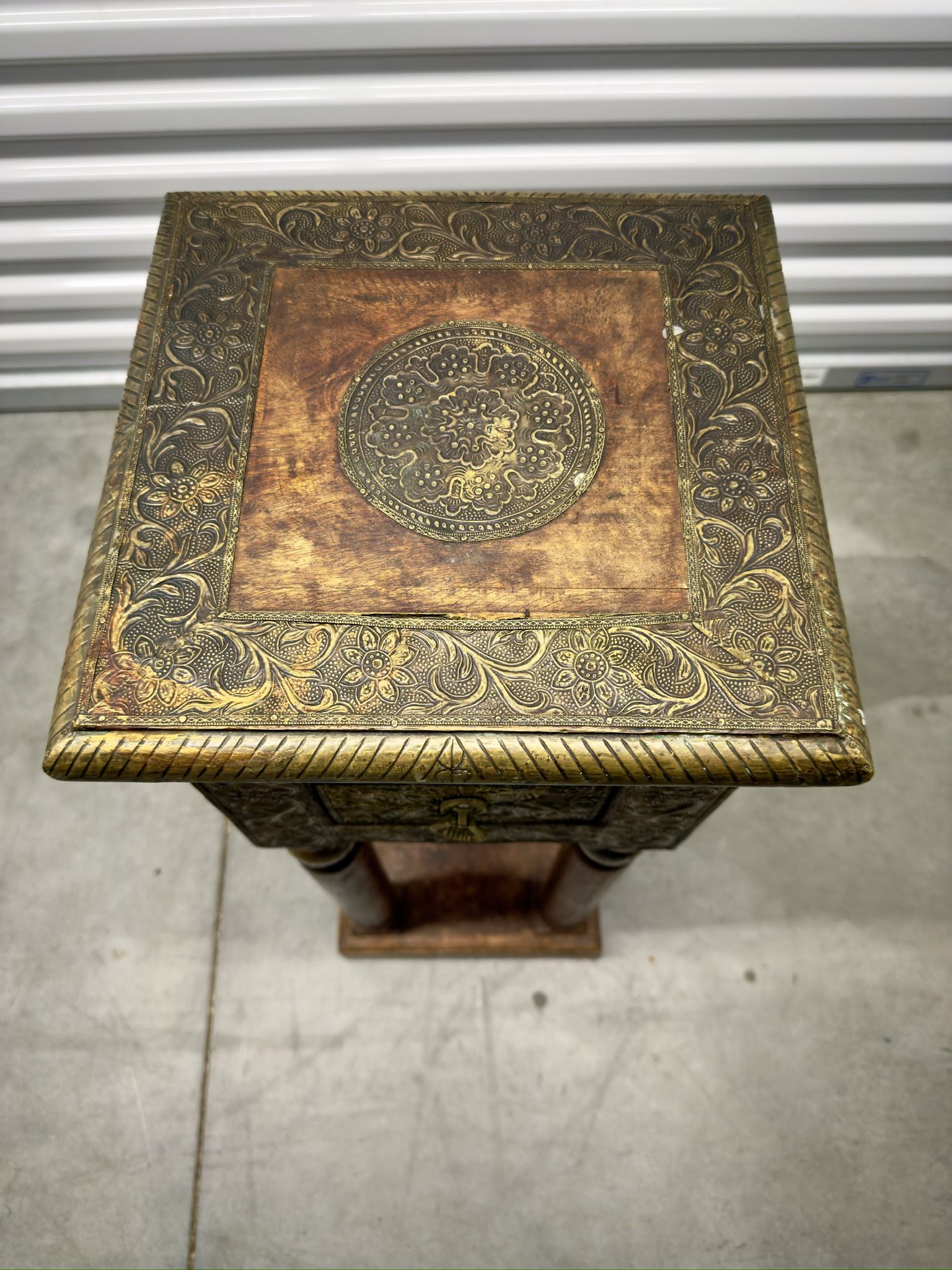 Ornate Wooden Pedestal Table