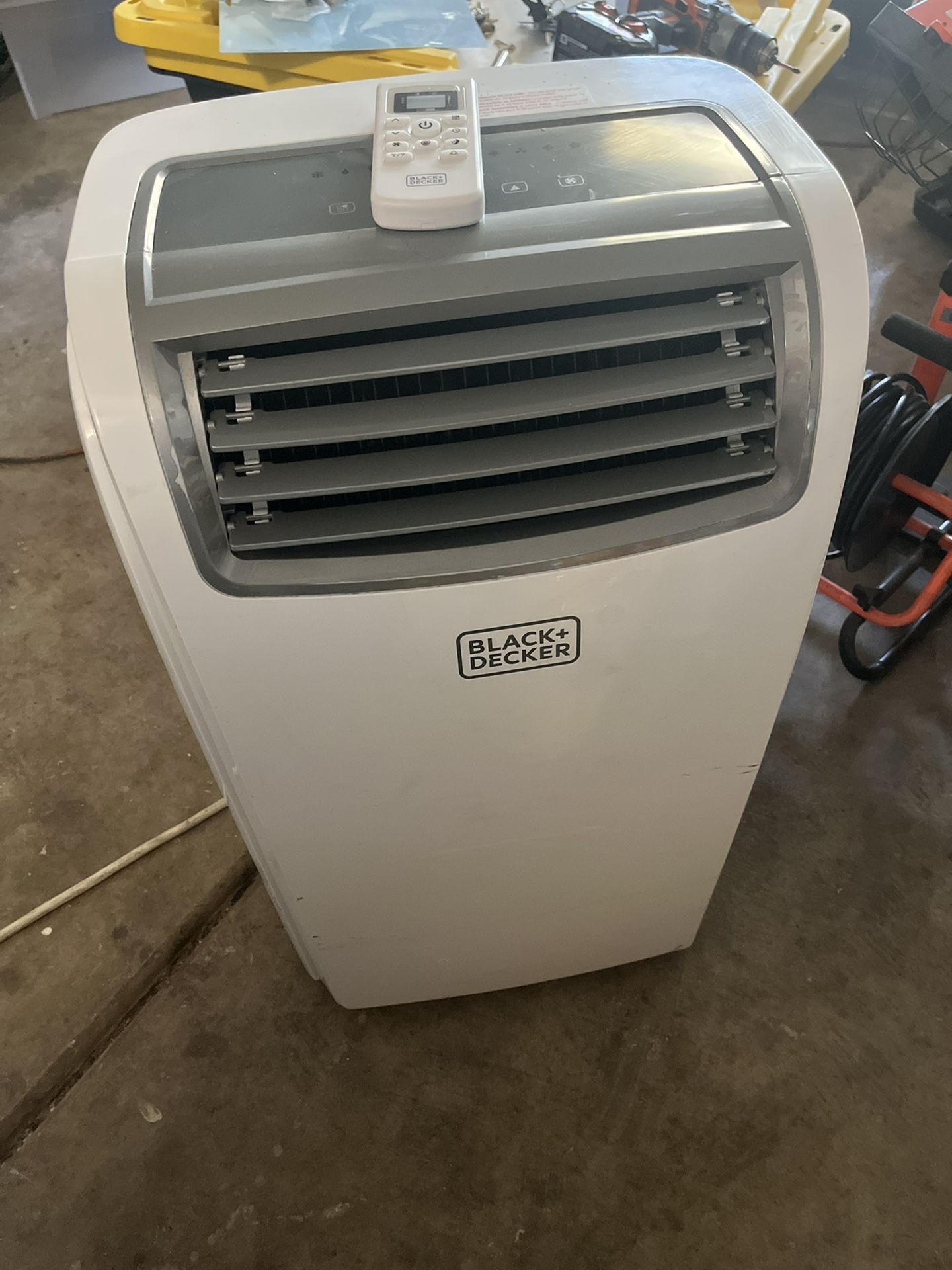 Black And Decker Bpact14wt Portable Air conditioners .
