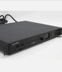 Panamax M4315 - Pro 8 outlet rack mount PDV power condutioner