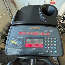 Life Fitness Elliptical 