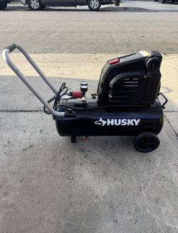 Husky 8G 150 PSI  Air Compressor