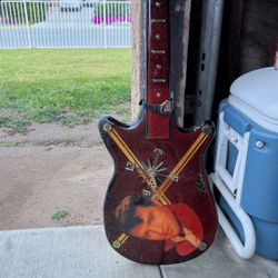 Elvis Guitar Clock (Clock Doesn’t Work)