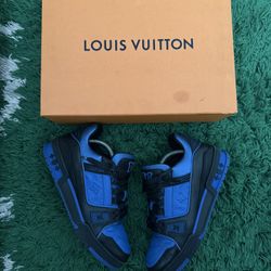 Loui Vuitton Shoes 