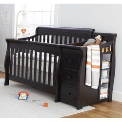 Crib With Changing Table