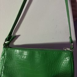 Green target shoulder bag (wild fable)