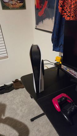 Standard disc edition PS5