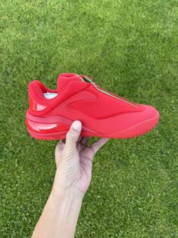 Shai 001 - Winter Red