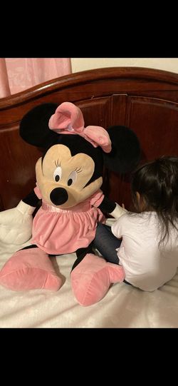 Minnie Mouse stuffed toy