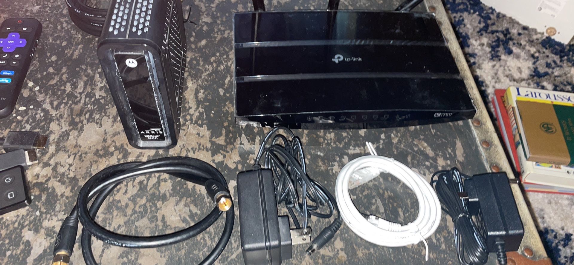 TP link AC1750 Wireless Router/ Motoral Cable Modem