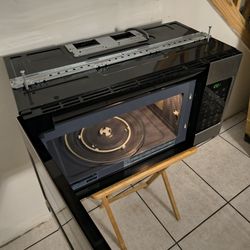 Kenmore Over The Counter Microwave Oven 