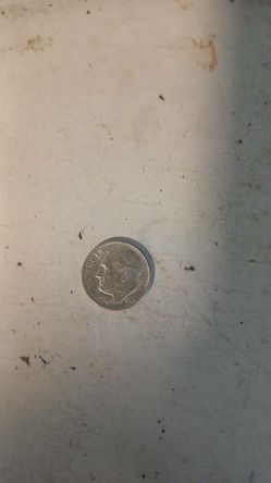 1964 Silver Dime Letter D