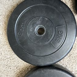 2- 5 Kg weights, can Use With The Dumbbell