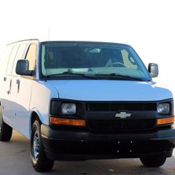 2017 Chevrolet Express 2500