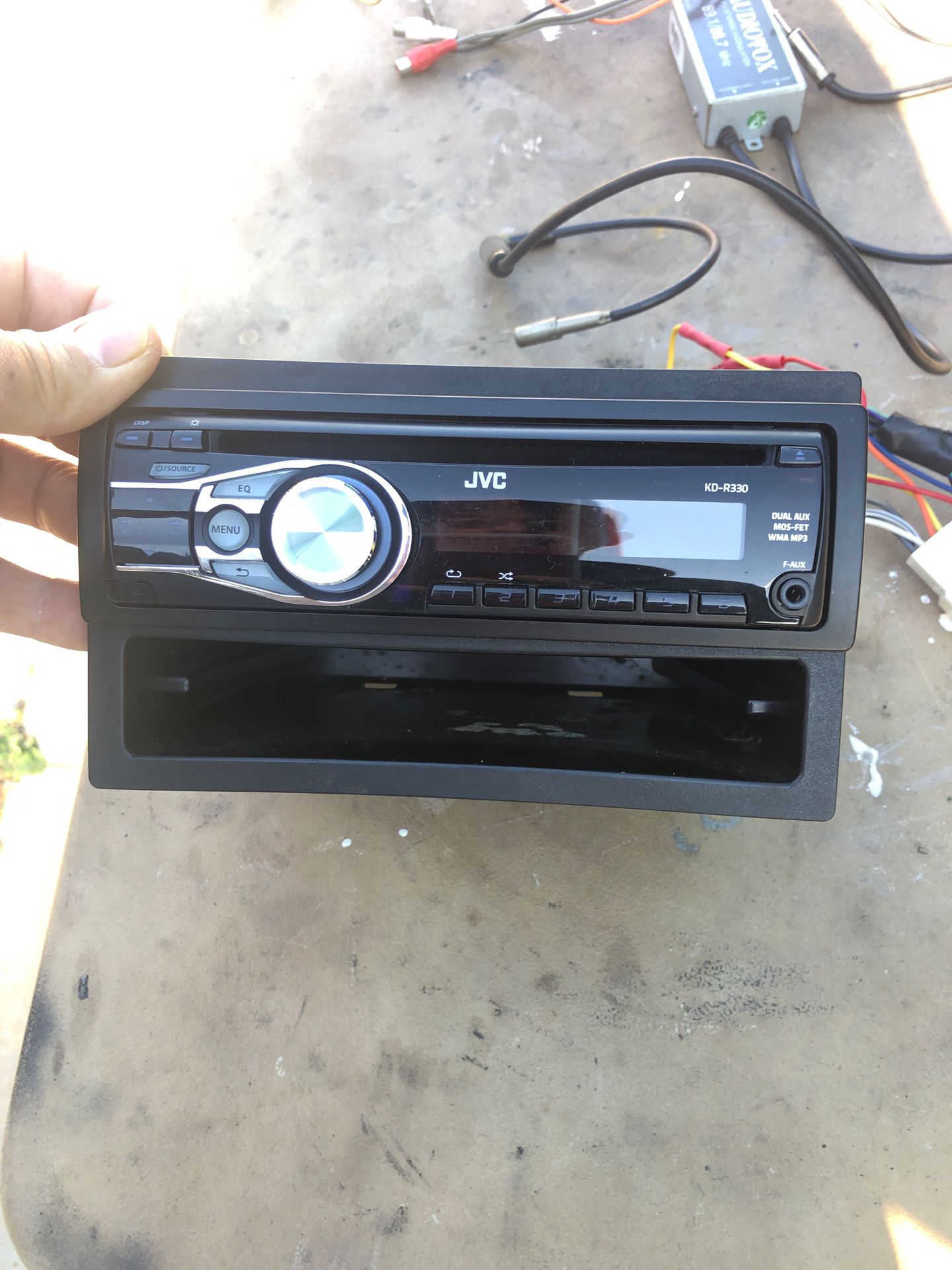 Jvc detachable face plate cd car stereo