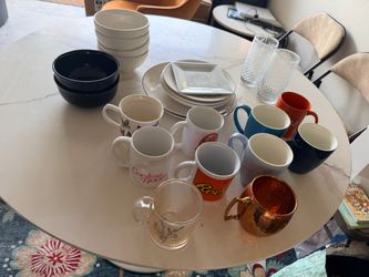 Mixed Kitchenware Lot – Mugs, Bowls, Plates & Glasses