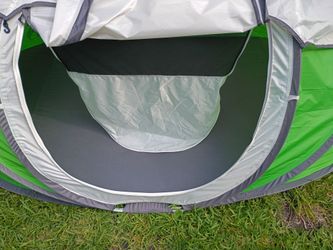 Pop up Tent