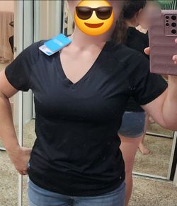 Black V-Neck Cooling T-Shirt