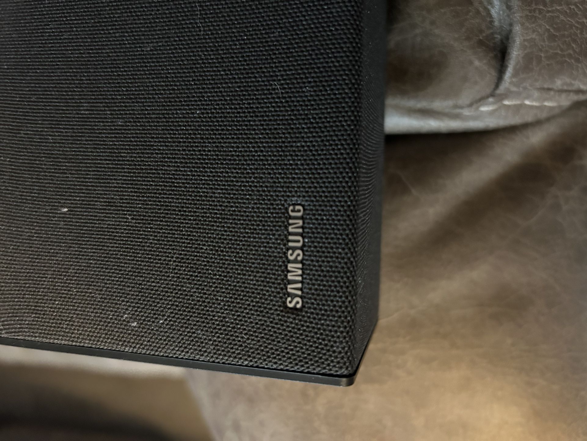 Brand New Samsung Soundbar- Bluetooth